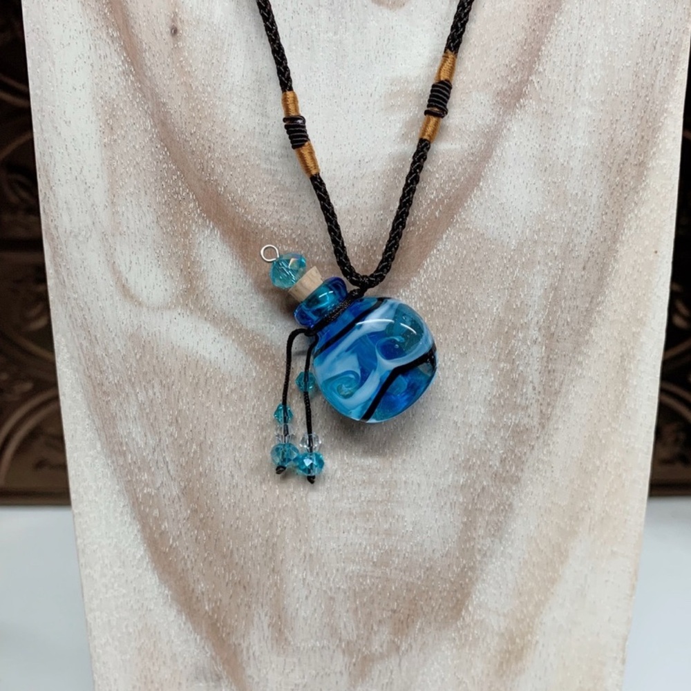 Blue Glass Pendant Necklace for Essentials Oils